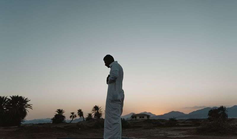 The Muslim Youth Guide to Health, Strength & Wellbeing