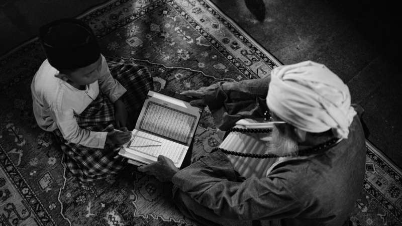 A Study of 40 Ahadith for Muslim Youth: Prophetic Guidance for Modern Life